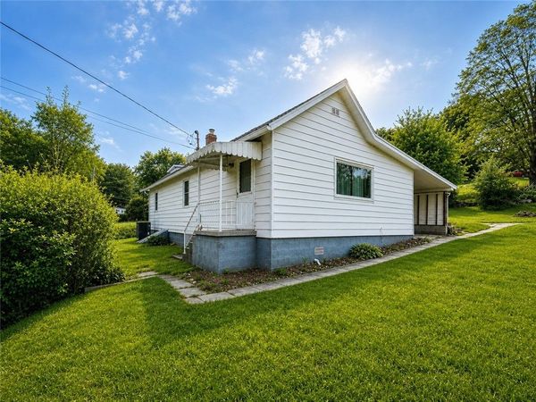 395 Spring St, Yukon, PA 15698