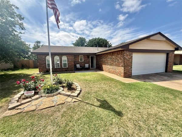 1712 Tyler Street, Altus, OK 73521