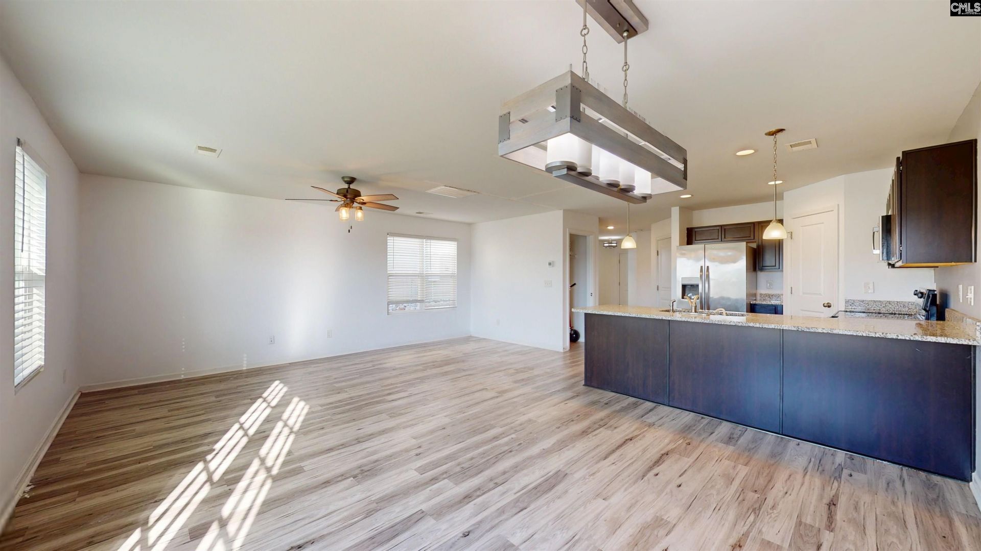 2220 S Trakand Photo 11
