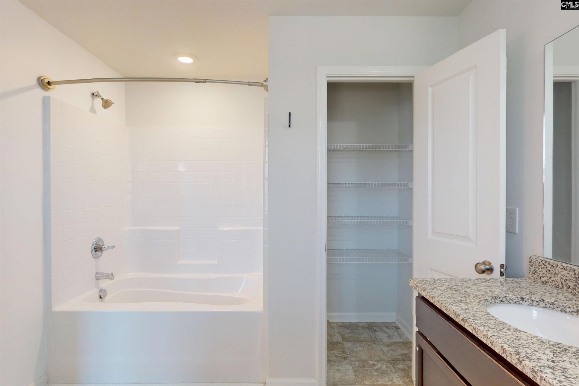 2220 S Trakand Photo 13
