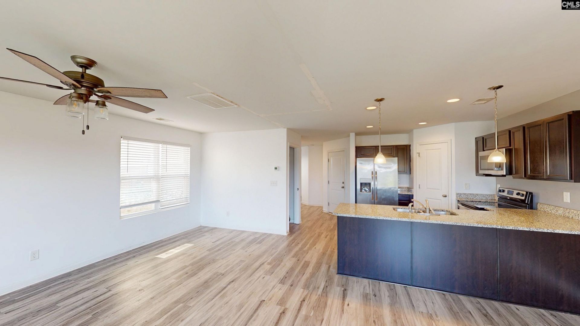 2220 S Trakand Photo 6