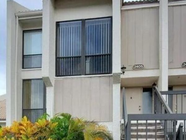 2405 Bridgewood Drive , Boca Raton, FL 33434
