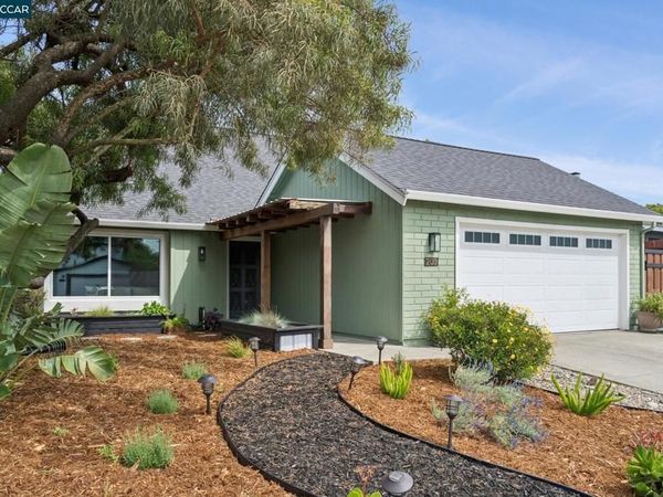 203 Radnor Court, Benicia, CA 94510