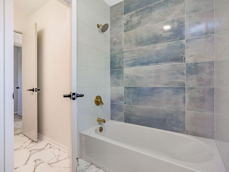 1354 Cardwell Square N, Columbus, OH 43229 Photo 12
