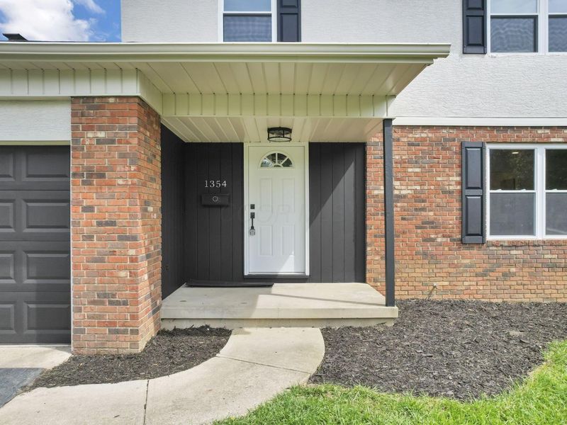 1354 Cardwell Square N, Columbus, OH 43229 Photo 2