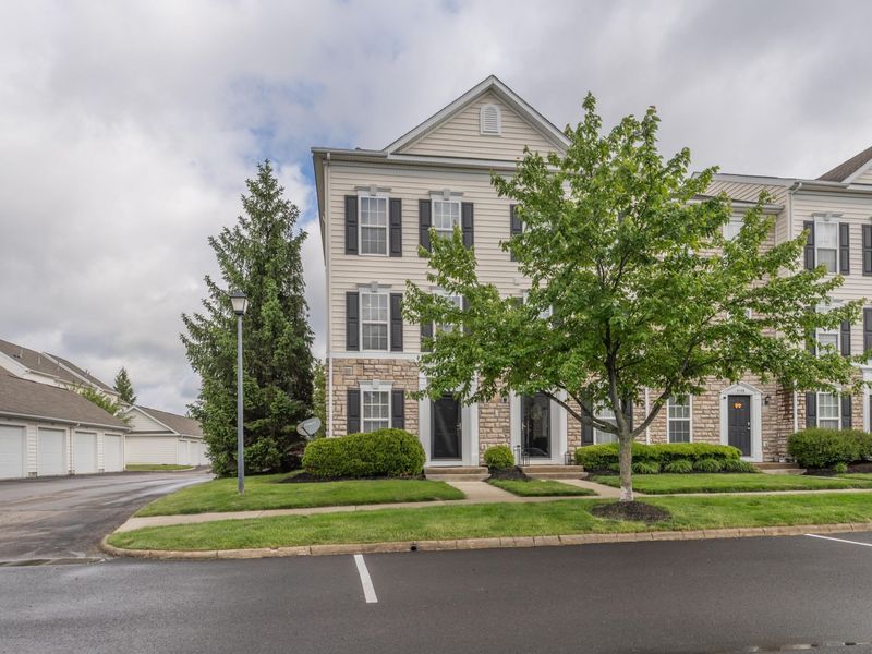 5602 Middle Falls St Street, Unit 51, Dublin, OH 43016 Photo 1