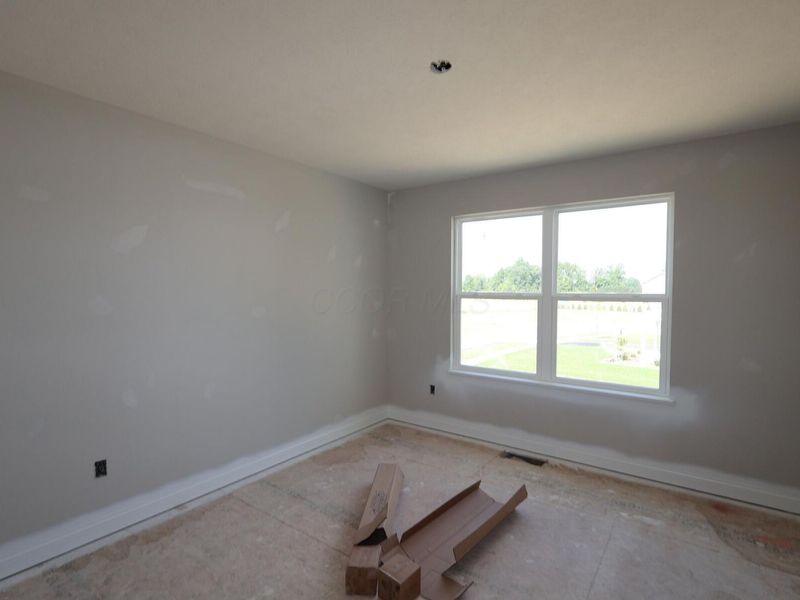 545 Fadley Loop E, Delaware, OH 43015 Photo 12