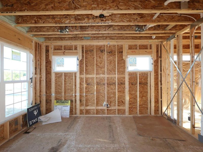 545 Fadley Loop E, Delaware, OH 43015 Photo 2