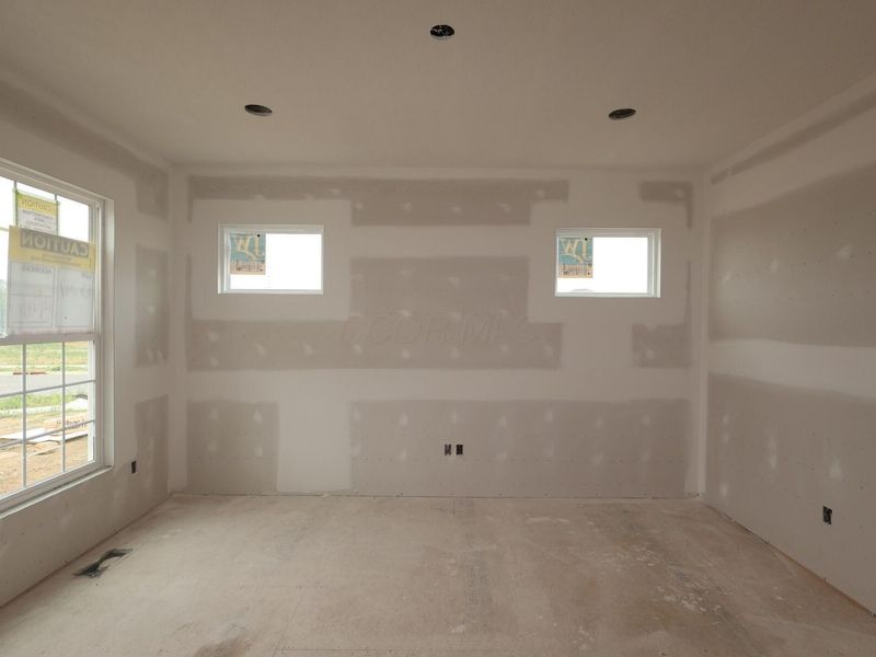 545 Fadley Loop E, Delaware, OH 43015 Photo 2