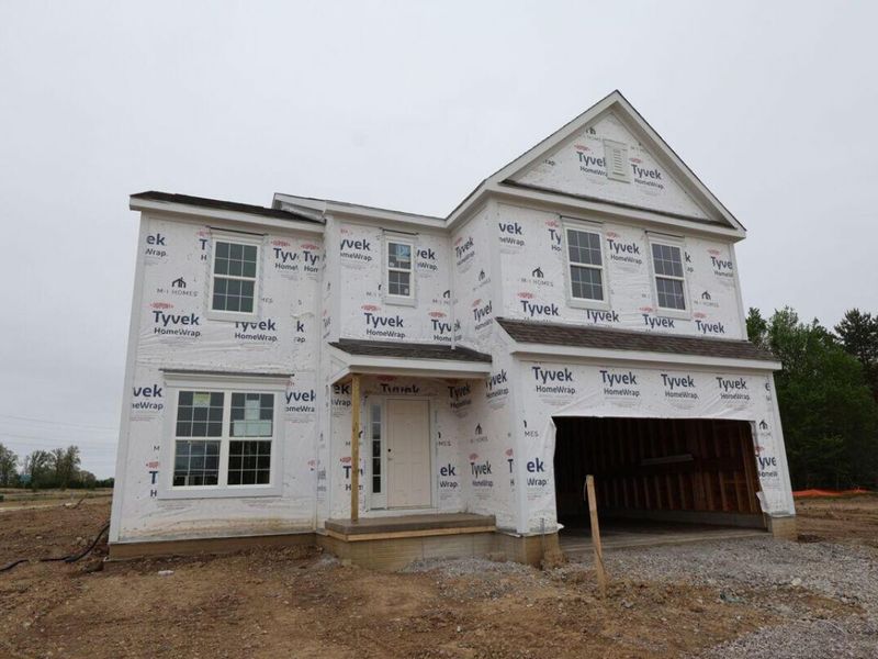 545 Fadley Loop E, Delaware, OH 43015 Photo 2