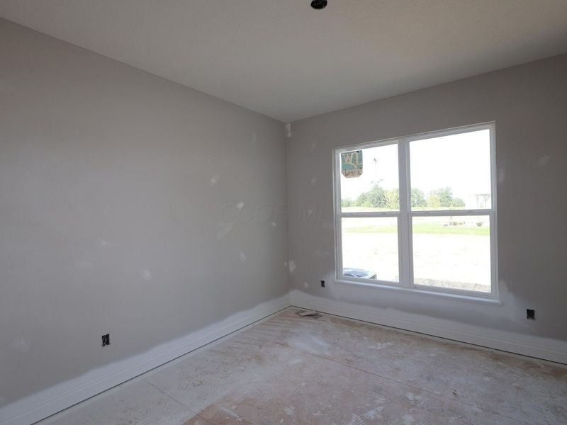 545 Fadley Loop E, Delaware, OH 43015 Photo 9