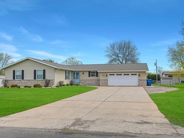 1210 Cypress Road, Saint Cloud, MN 56303