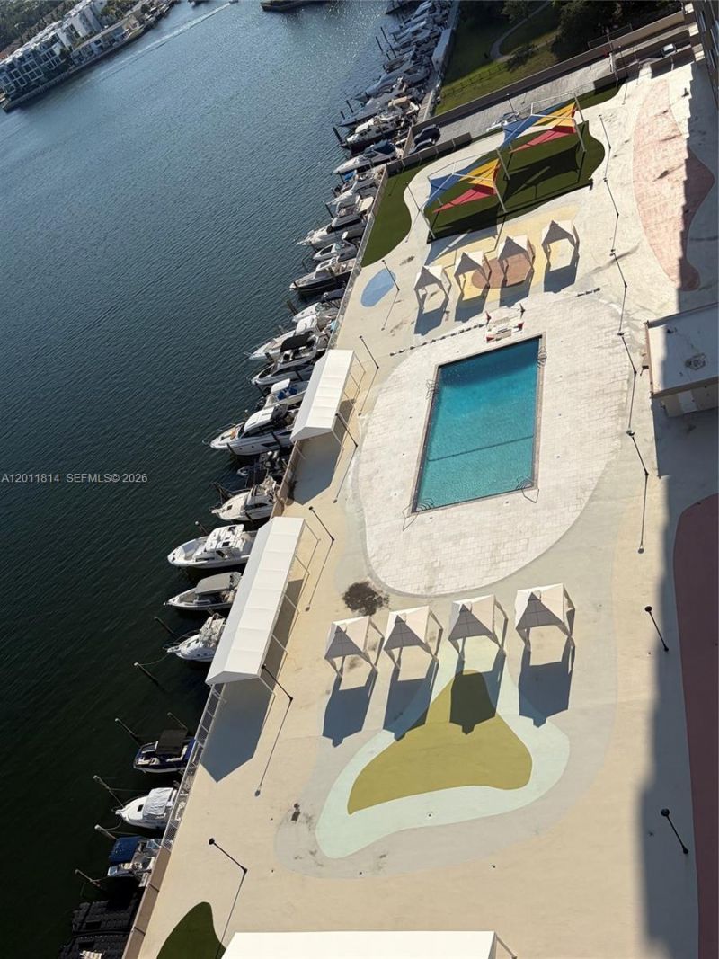 250 174th St, Unit 2004, Sunny Isles Beach, FL 33160 Photo