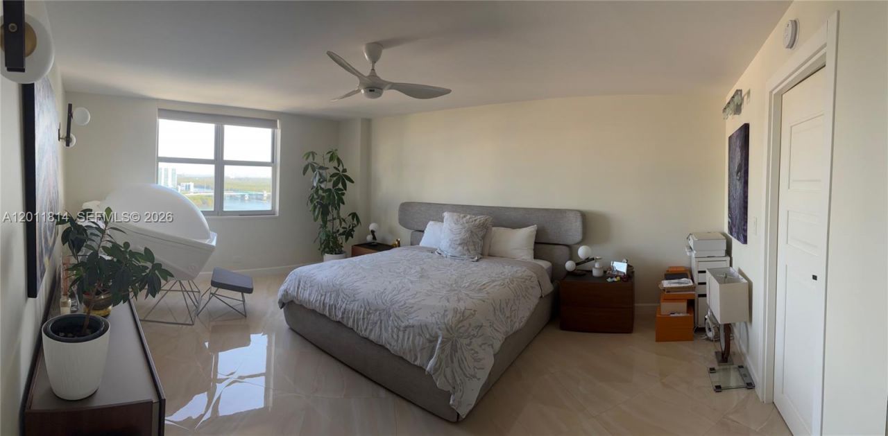 250 174th St, Unit 2004, Sunny Isles Beach, FL 33160 Photo