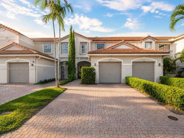 8327 Via Leonessa, Boca Raton, FL 33433