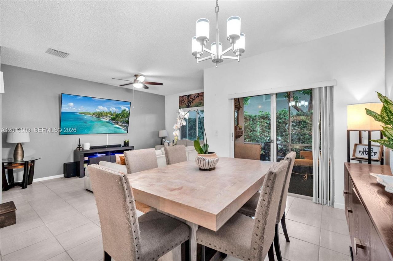 8327 Via Leonessa, Boca Raton, FL 33433 Photo