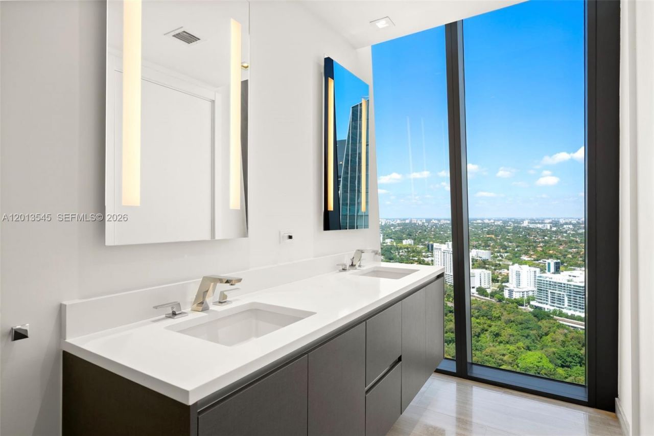 1451 Brickell Ave , Unit 4103, Miami, FL 33131 Photo
