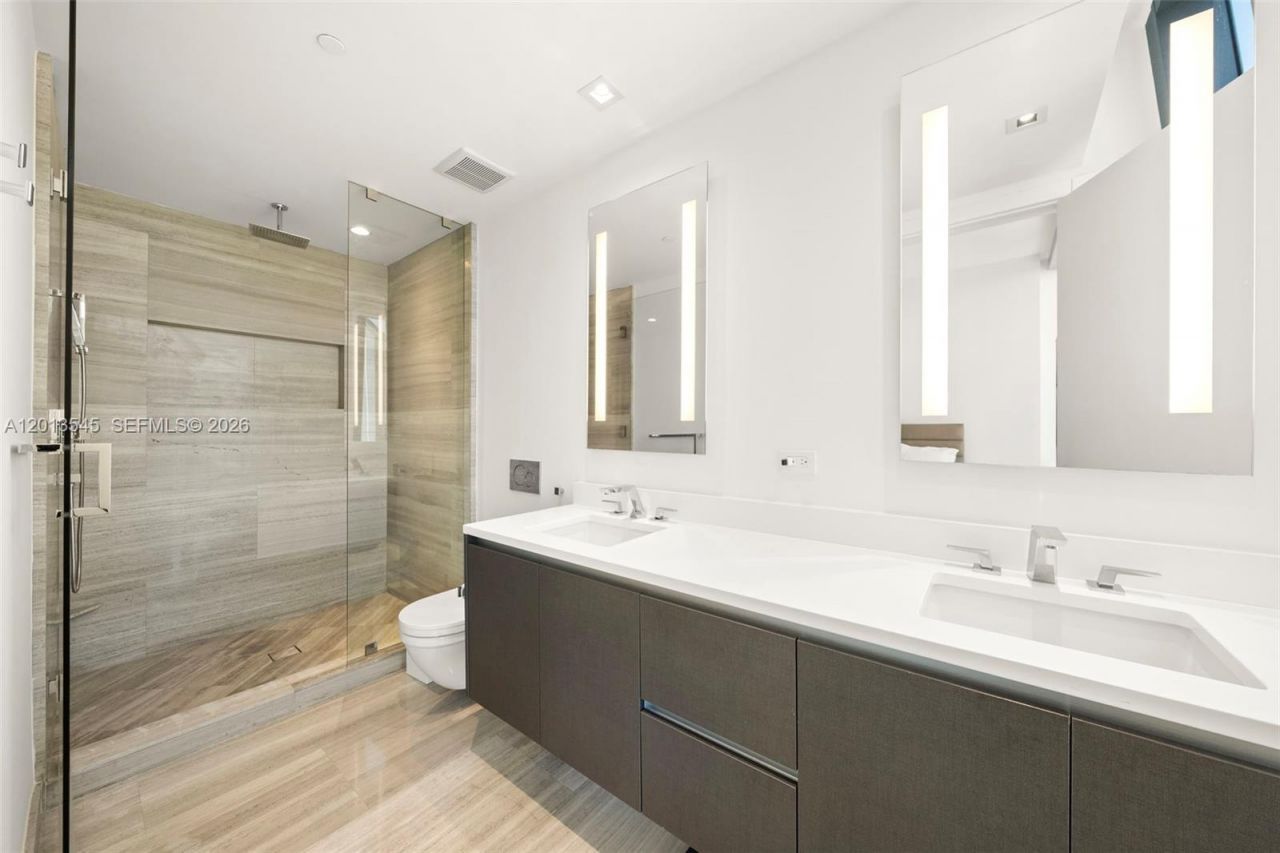1451 Brickell Ave , Unit 4103, Miami, FL 33131 Photo