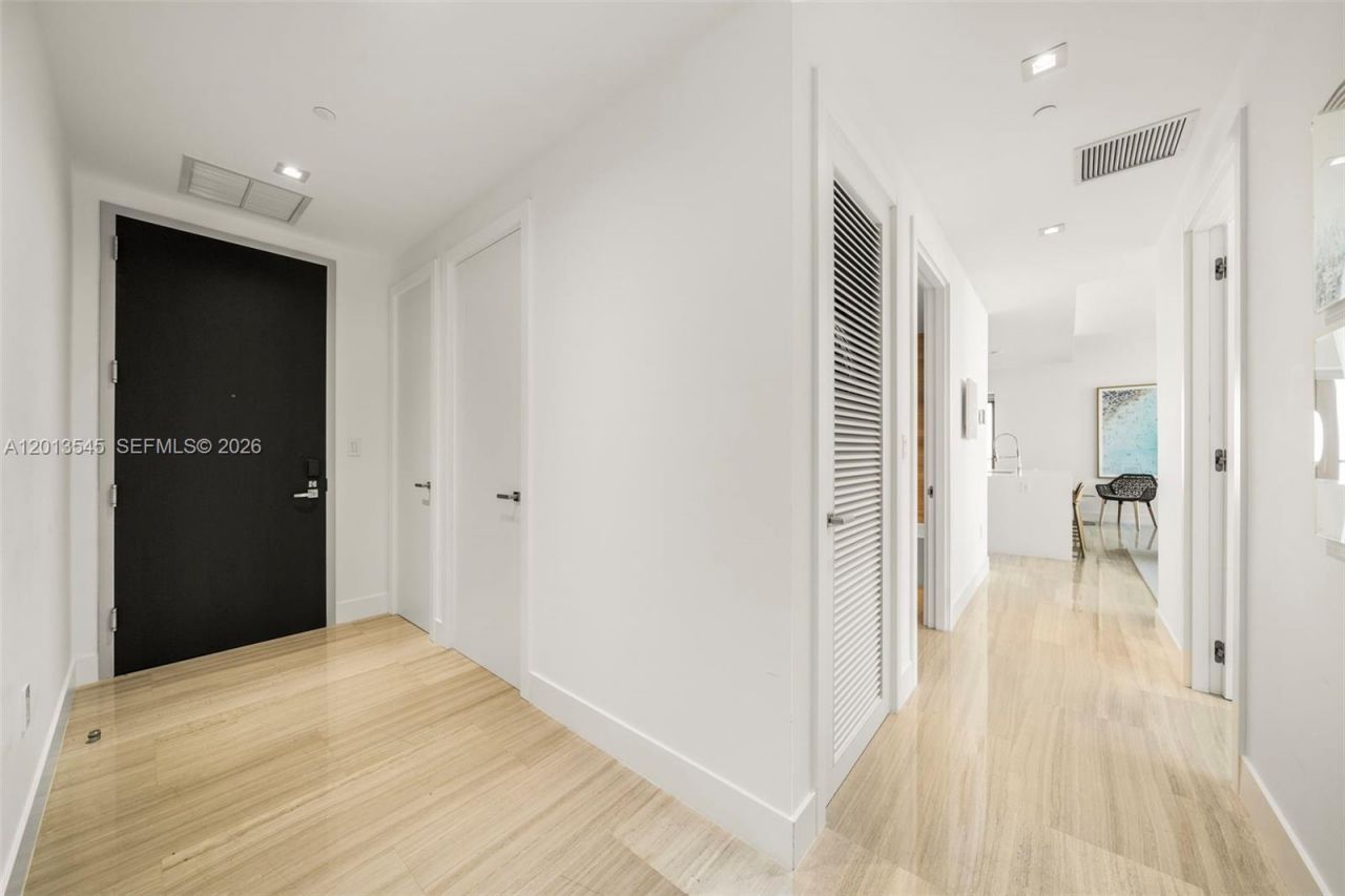 1451 Brickell Ave , Unit 4103, Miami, FL 33131 Photo