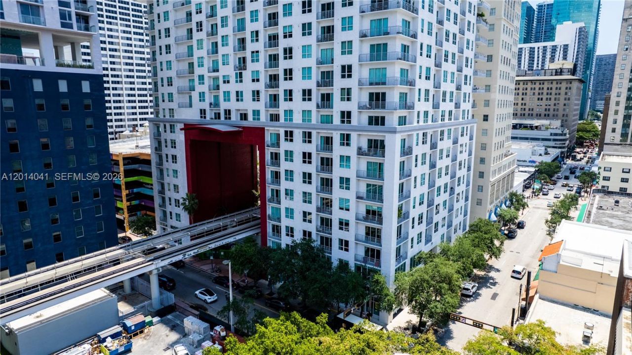 133 NE 2nd Ave, Unit 609, Miami, FL 33132 Photo