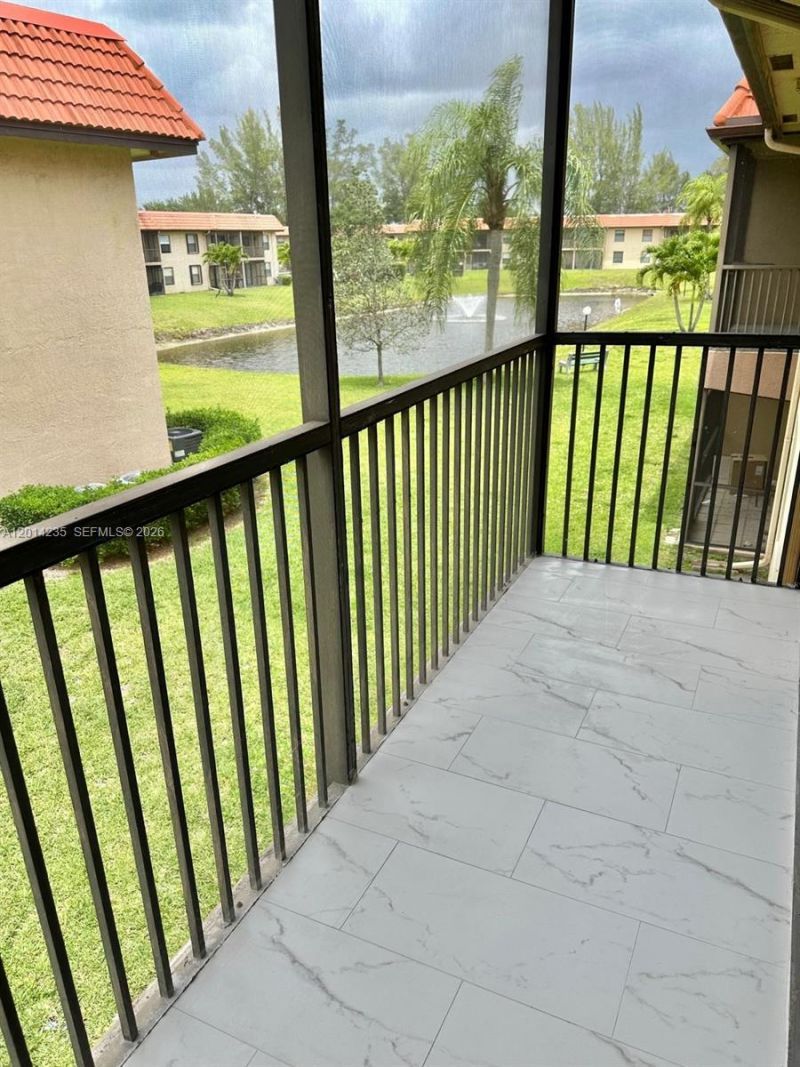 21911 Lake Forest Cir , Unit 202, Boca Raton, FL 33433 Photo