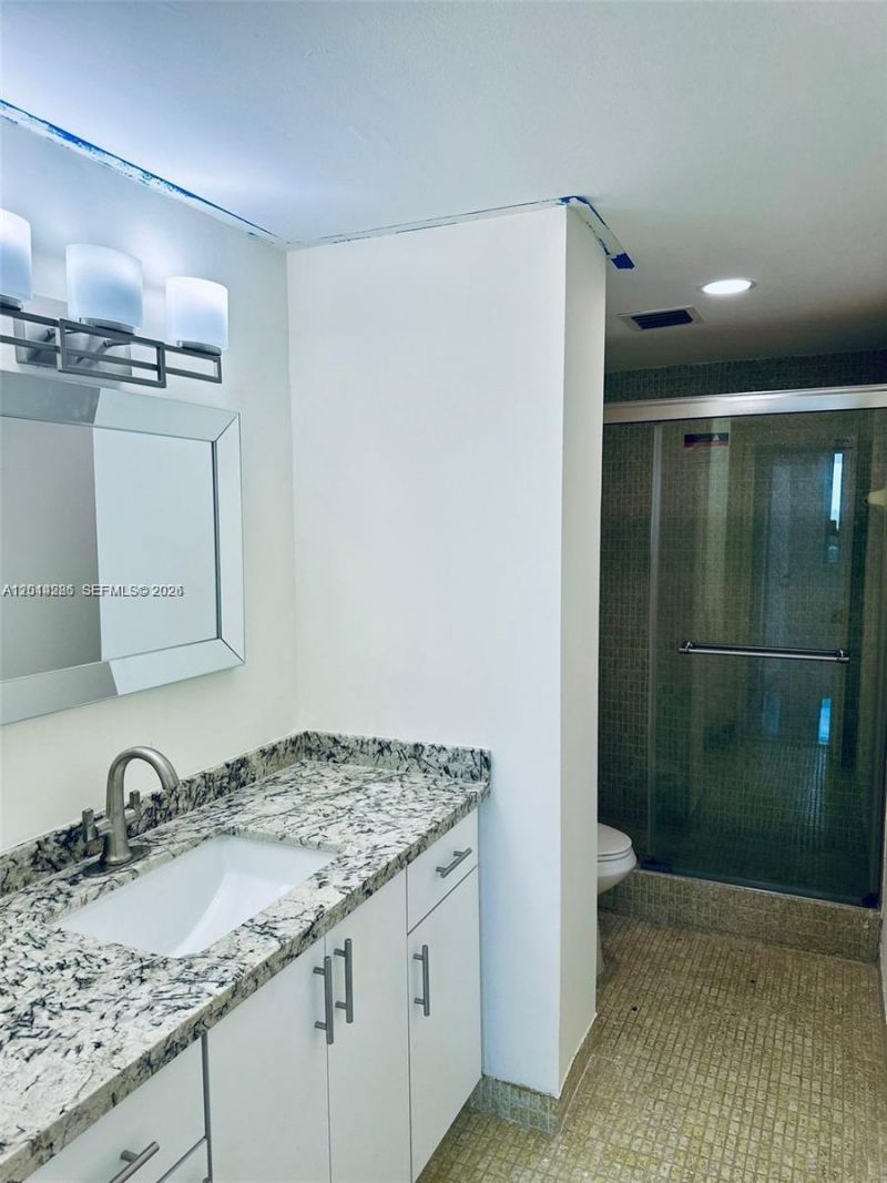 4200 Hillcrest Dr , Unit 503, Hollywood, FL 33021 Photo