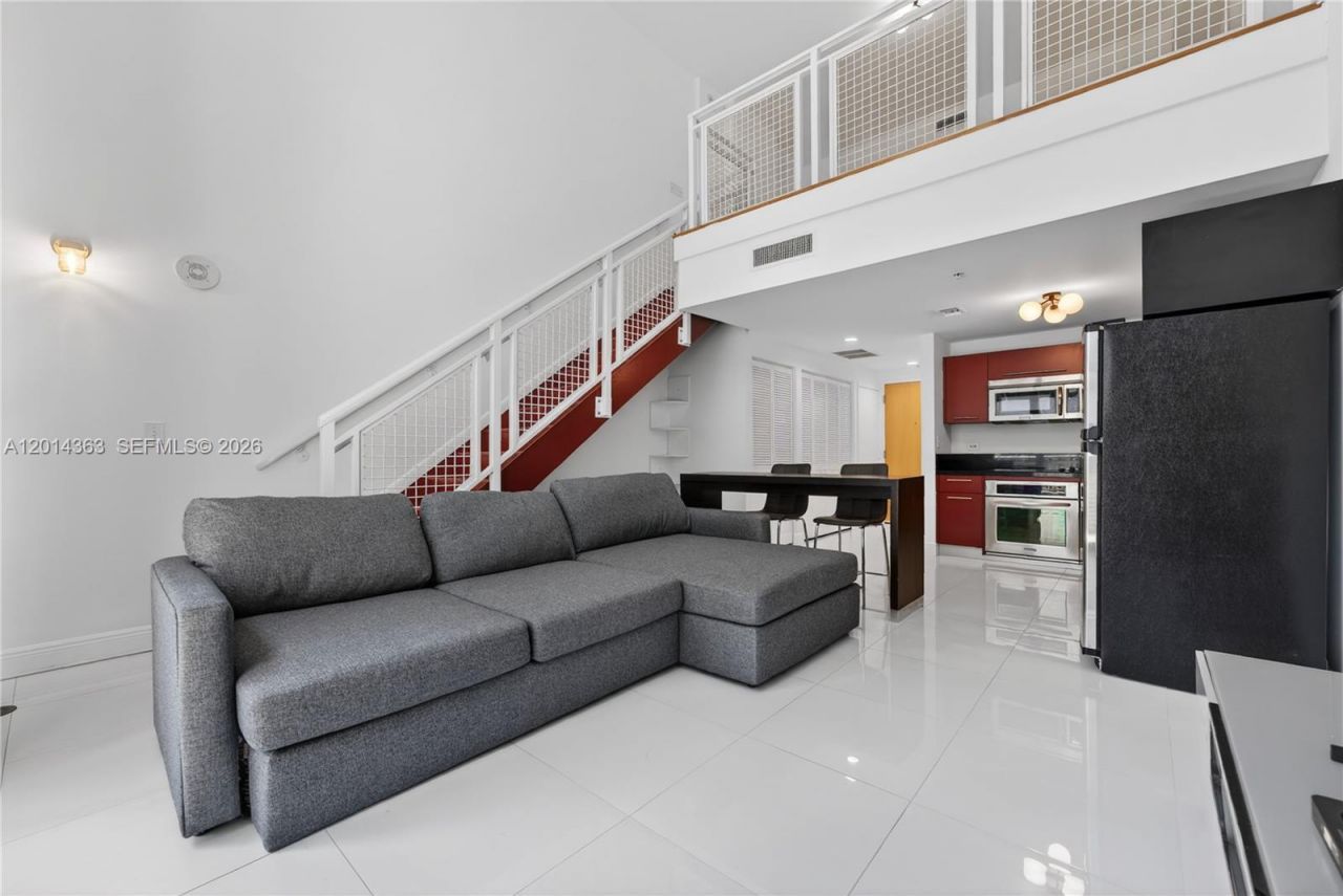 253 NE 2nd St , Unit 424, Miami, FL 33132 Photo