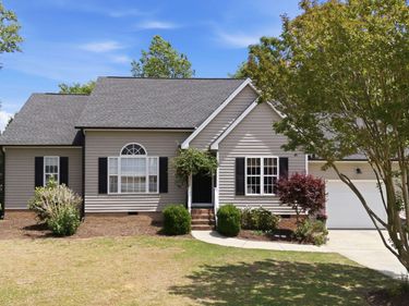 309 Springside Drive, Holly Springs, NC 27540