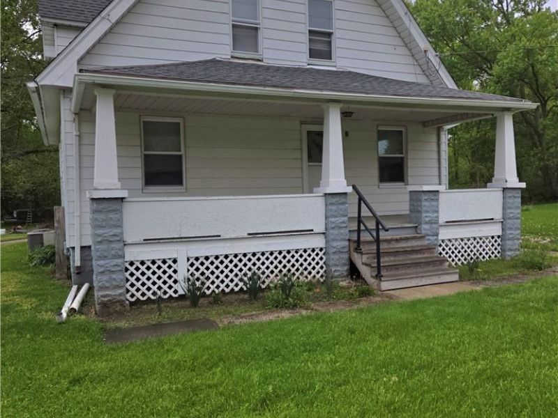 719 Ticknor Avenue, Newton Falls, OH 44444 Photo 1