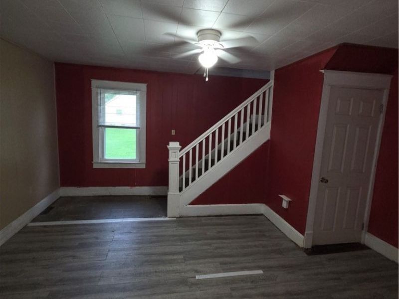 719 Ticknor Avenue, Newton Falls, OH 44444 Photo 10