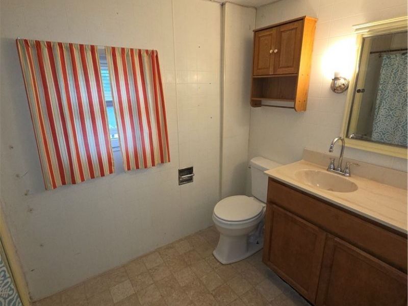 719 Ticknor Avenue, Newton Falls, OH 44444 Photo 12