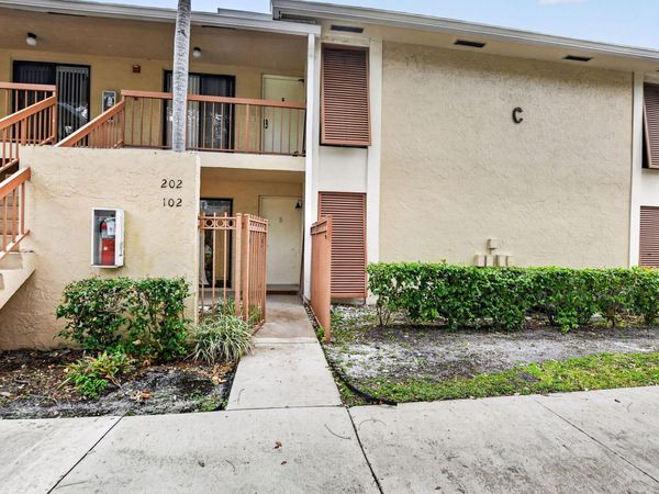 3939 NE 5th Avenue, Unit C102, Boca Raton, FL 33431