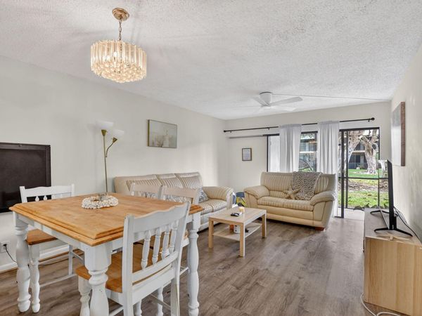 3939 NE 5th Avenue, Unit C102, Boca Raton, FL 33431