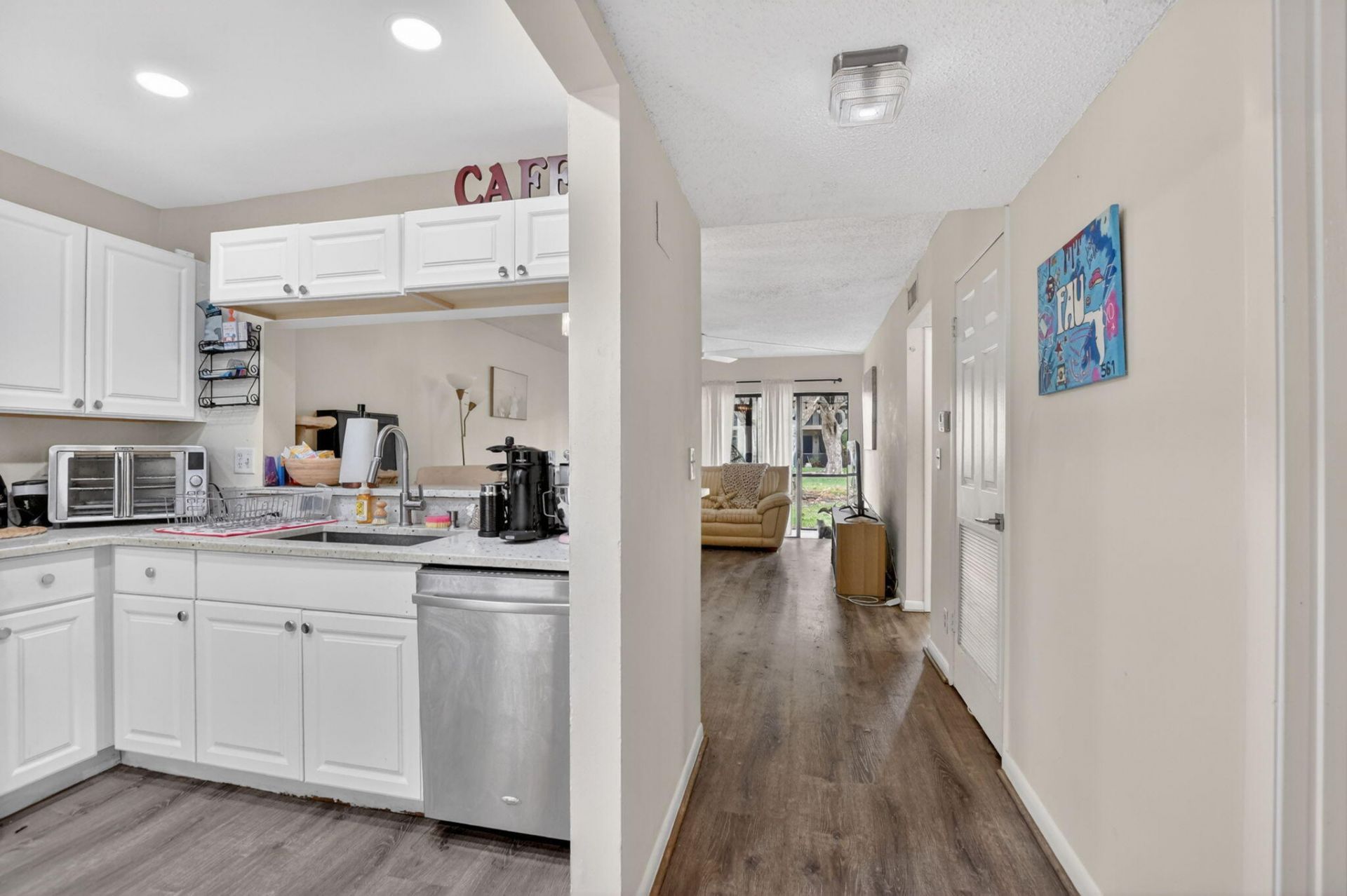 3939 NE 5th Avenue, Unit C102, Boca Raton, FL 33431 Photo