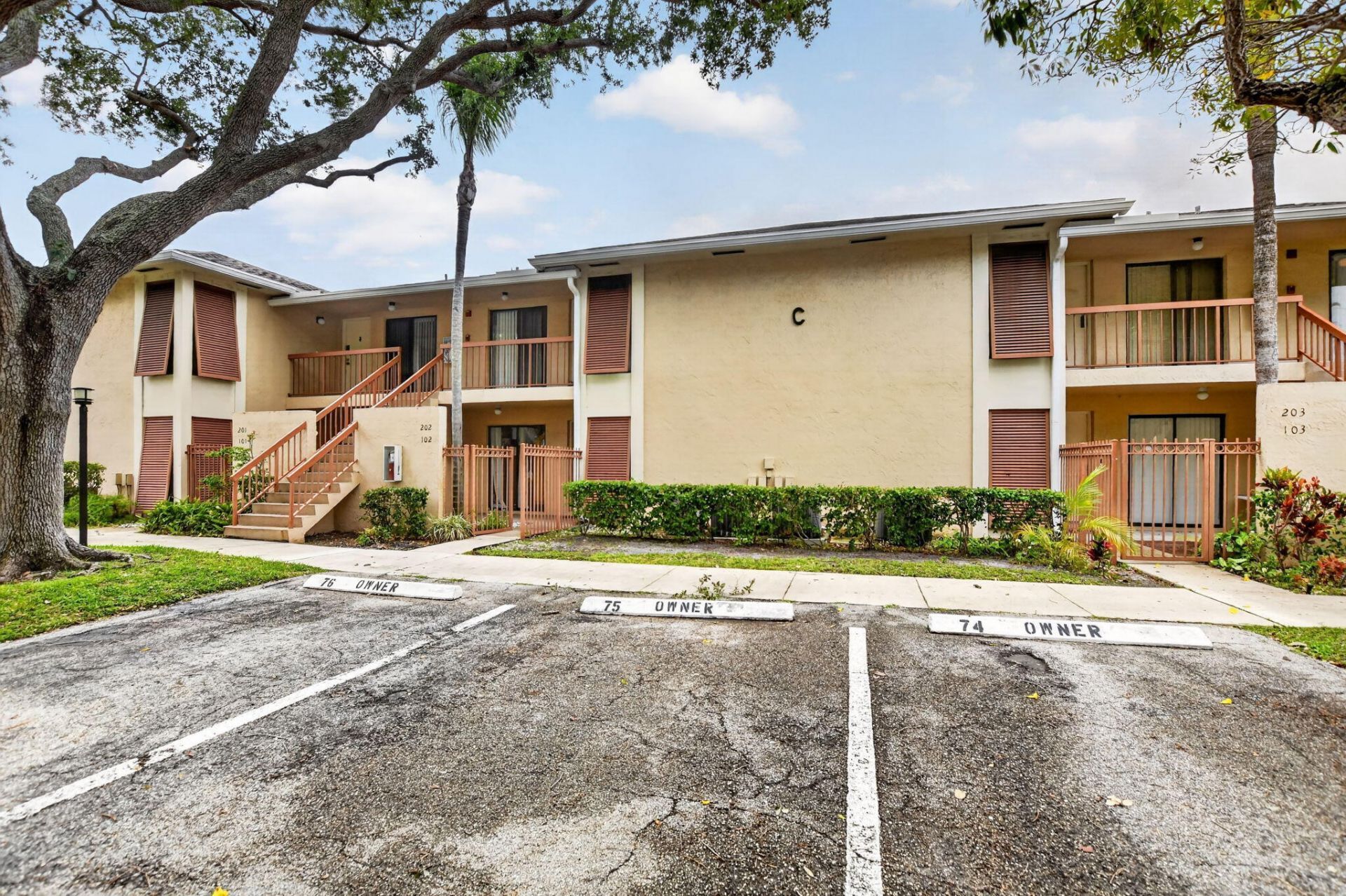 3939 NE 5th Avenue, Unit C102, Boca Raton, FL 33431 Photo