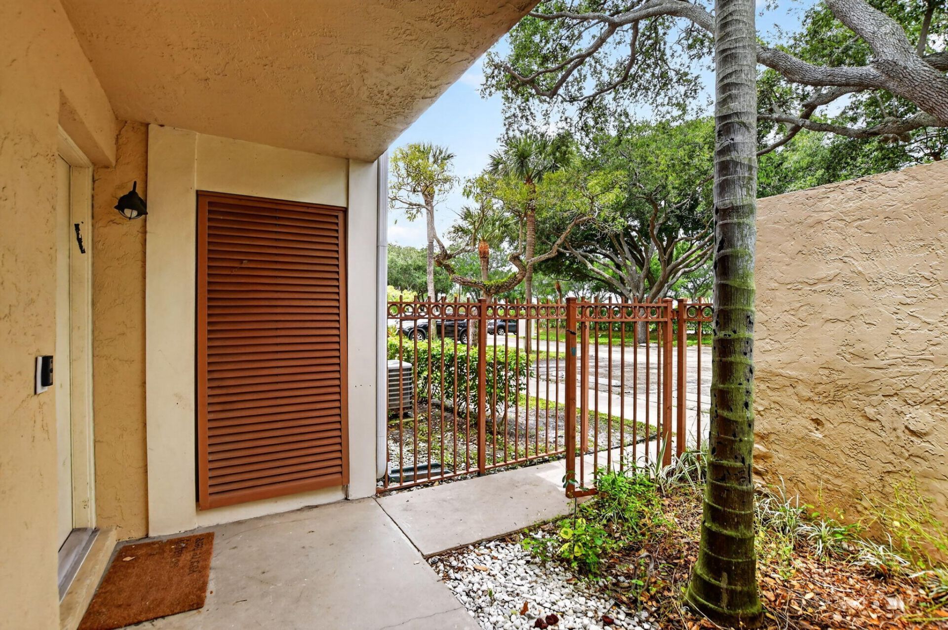 3939 NE 5th Avenue, Unit C102, Boca Raton, FL 33431 Photo