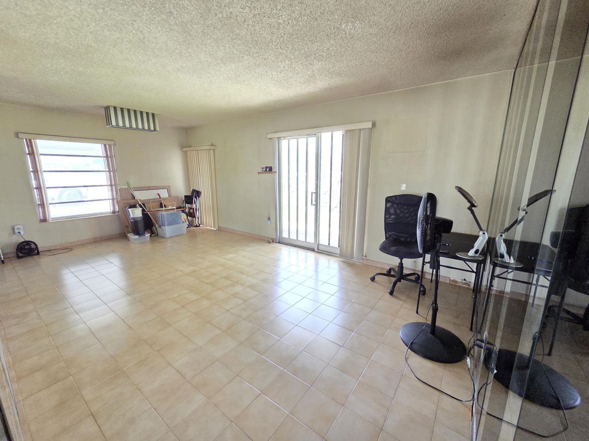 6495 W 2nd Court, Hialeah, FL 33012 Photo