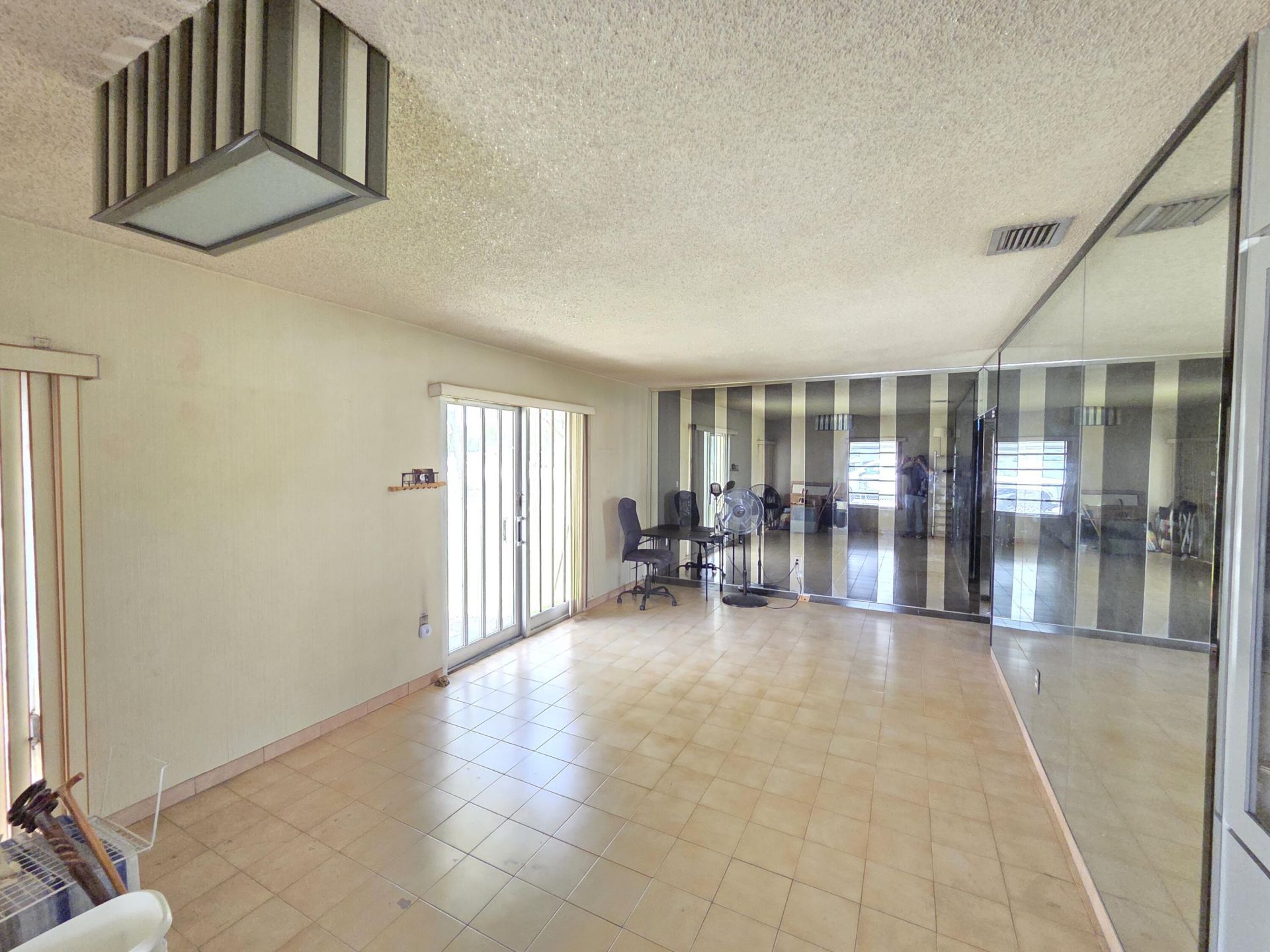 6495 W 2nd Court, Hialeah, FL 33012 Photo