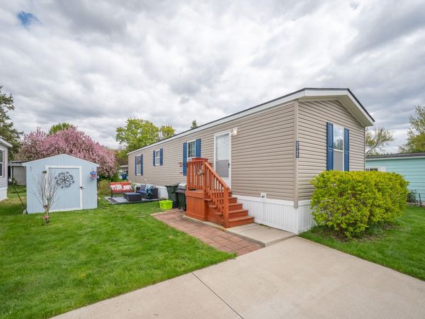 183 Flicker Street, Rochester Hills, MI 48309
