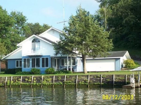 20879 263rd Street, Manchester, IA 52057