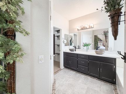 8953 Forked Creek Way, Elk Grove, CA 95758 Photo