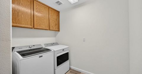 160 Mike Gartrell Cir, Sacramento, CA 95835 Photo