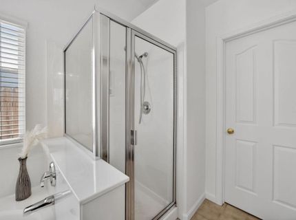 160 Mike Gartrell Cir, Sacramento, CA 95835 Photo