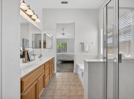 160 Mike Gartrell Cir, Sacramento, CA 95835 Photo