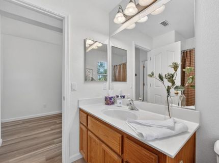 160 Mike Gartrell Cir, Sacramento, CA 95835 Photo