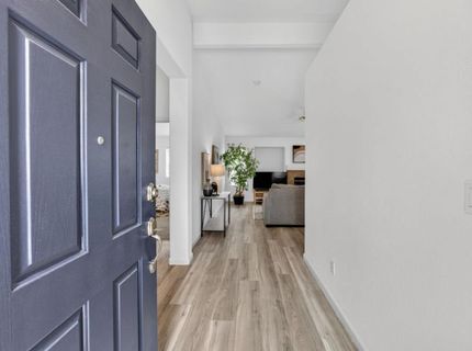 160 Mike Gartrell Cir, Sacramento, CA 95835 Photo