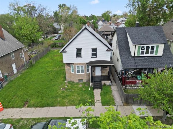 8072 Senator Street, Detroit, MI 48209