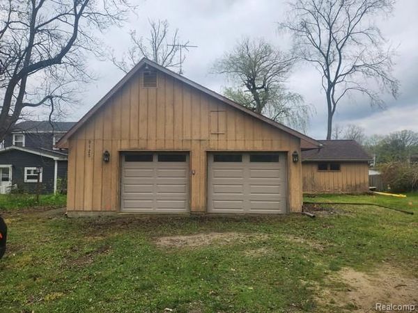 9125 Clinton Street , Rose Twp, MI 48442