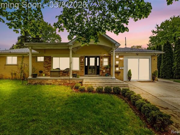 7271 Lucerne Street, Dearborn Heights, MI 48127