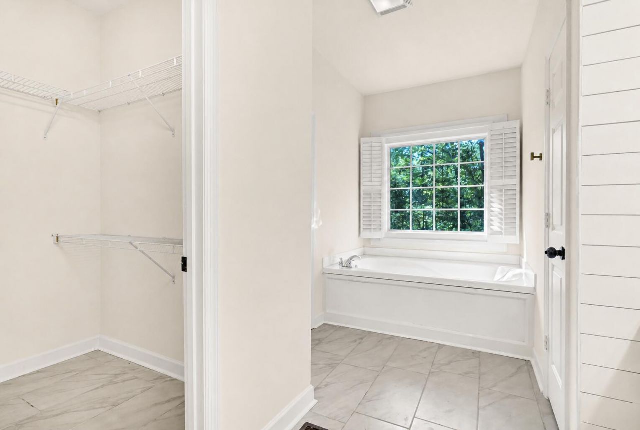 8609 Raccoon Island Road Photo 10